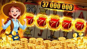 slot scatter ပလက်ဖောင်းတွင် Texas Hold'em Poker ကစားသူများ ပြိုင်ဆိုင်နေသောမြင်ကွင်း